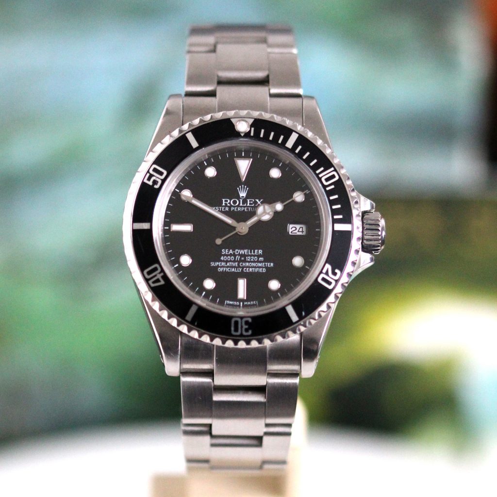 Rolex Sea-Dweller Men's Watch 16600 P Serial Box Papers Vintage 2001 Full Set